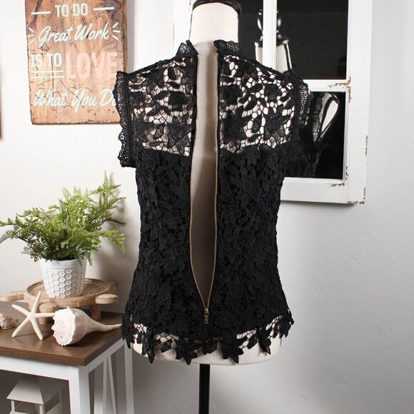 Nanette Lepore Black Lace Sleeveless Blouse - Size Small - Picture 7 of 10